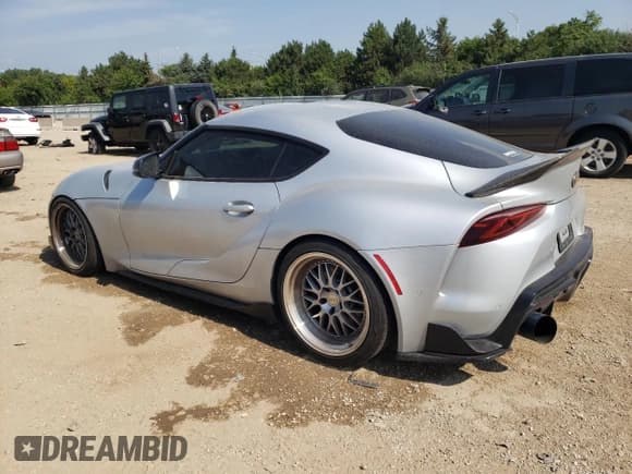 ✅ 2020 Toyota Supra 3.0 • VIN: WZ1DB4C05LW028717 • Lot: 67198805. Wystawiony na Copart z przebiegiem Nie podano. Bezpłatny archiwum sprzedaży aukcyjnych z USA i szczegółowy raport historii pojazdu na DreamBid. Zdjęcie 2.