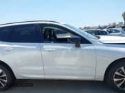 ✅ 2024 Volvo XC60 Core Dark Theme • VIN: YV4L12RK6R1840718 • Lot: 42736332. Wystawiony na IAAI z przebiegiem 13 353 mil. Bezpłatny archiwum sprzedaży aukcyjnych z USA i szczegółowy raport historii pojazdu na DreamBid. Zdjęcie 12.