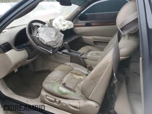 ✅ 1993 Lexus SC • VIN: JT8JZ31C0P0012307 • Lot: 69339934. Wystawiony na Copart z przebiegiem Nie podano. Bezpłatny archiwum sprzedaży aukcyjnych z USA i szczegółowy raport historii pojazdu na DreamBid. Zdjęcie 7.