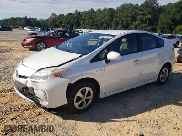 ✅ 2013 Toyota Prius Three • VIN: JTDKN3DU3D0356070 • Лот: 86272585. Опубликован ранее на Copart с пробегом 85 184 миль. Бесплатный доступ к архиву аукционных продаж из США и подробный отчёт об истории автомобиля на DreamBid. Изображение 1.