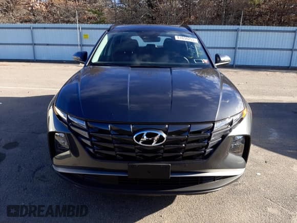 ✅ 2023 Hyundai Tucson SEL • VIN: 5NMJFCAE1PH280164 • Lot: 81038253. Wystawiony na Copart z przebiegiem 3 942 mil. Bezpłatny archiwum sprzedaży aukcyjnych z USA i szczegółowy raport historii pojazdu na DreamBid. Zdjęcie 5.