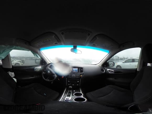 ✅ 2015 Nissan Pathfinder SL • VIN: 5N1AR2MM0FC687017 • Lot: 41059799. Wystawiony na IAAI z przebiegiem 87 041 mil. Bezpłatny archiwum sprzedaży aukcyjnych z USA i szczegółowy raport historii pojazdu na DreamBid. Zdjęcie 18.