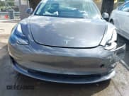 ✅ 2023 Tesla Model 3 • VIN: 5YJ3E1EA2PF694756 • Lot: 42220867. Wystawiony na IAAI z przebiegiem 29 260 mil. Bezpłatny archiwum sprzedaży aukcyjnych z USA i szczegółowy raport historii pojazdu na DreamBid. Zdjęcie 11.