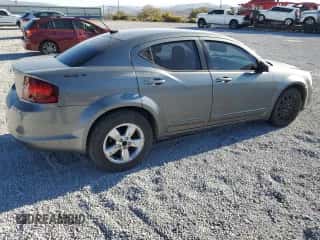 2012 Dodge Avenger SE z VIN 1C3CDZAG2CN327609, wystawiony jako Copart lot #73121684 z przebiegiem 117 304 mil mil oraz Szkoda całkowita • Salvage title. Historia ofert i sprzedaży dostępna na DreamBid. Obrazek 3.