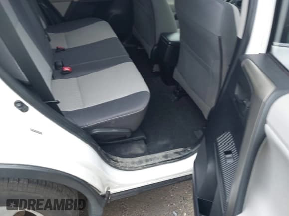 ✅ 2013 Toyota RAV4 XLE • VIN: JTMRFREV0DD005261 • Лот: 43741586. Опубликован ранее на IAAI с пробегом 159 549 миль. Бесплатный доступ к архиву аукционных продаж из США и подробный отчёт об истории автомобиля на DreamBid. Изображение 8.