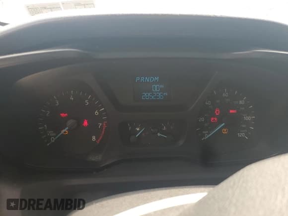 ✅ 2017 Ford Transit • VIN: 1FTYE9ZM9HKA83930 • Lot: 59028005. Wystawiony na Copart z przebiegiem 285 236 mil. Bezpłatny archiwum sprzedaży aukcyjnych z USA i szczegółowy raport historii pojazdu na DreamBid. Zdjęcie 9.