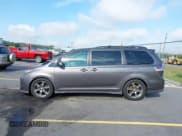 ✅ 2012 Toyota Sienna SE • VIN: 5TDXK3DCXCS258915 • Lot: 42884001. Listed on IAAI with 282,094 mi. Free auction sales archive from the USA and detailed vehicle history report at DreamBid. Image 14.