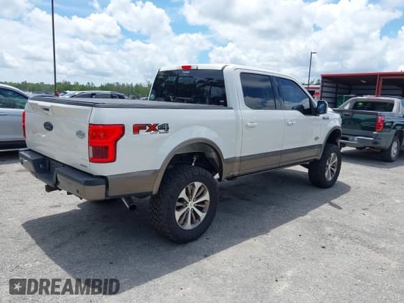 ✅ 2019 Ford F-150 XL • VIN: 1FTEW1E43KFA53619 • Lot: 42699746. Listed on IAAI with 117,476 mi. Free auction sales archive from the USA and detailed vehicle history report at DreamBid. Image 4.