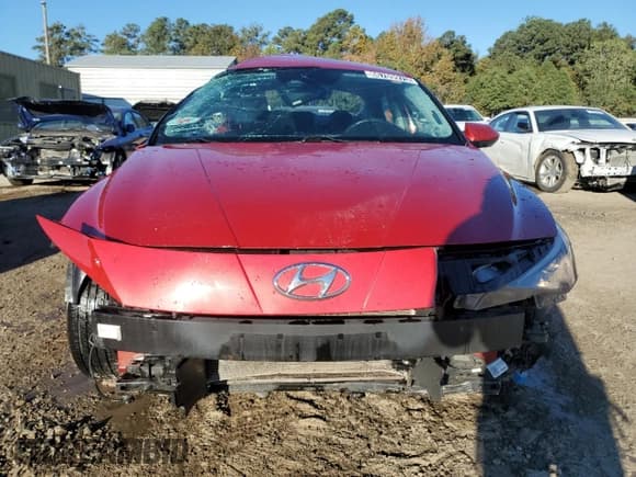 ✅ 2021 Hyundai Elantra SEL • VIN: 5NPLM4AG3MH019798 • Lot: 86709975. Listed on Copart with 120,581 mi. Free auction sales archive from the USA and detailed vehicle history report at DreamBid. Image 5.