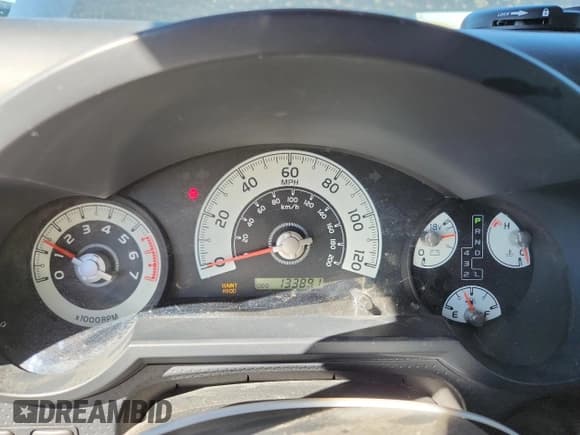 ✅ 2007 Toyota FJ Cruiser • VIN: JTEBU11F070057505 • Lot: 85379305. Wystawiony na Copart z przebiegiem 133 891 mil. Bezpłatny archiwum sprzedaży aukcyjnych z USA i szczegółowy raport historii pojazdu na DreamBid. Zdjęcie 9.