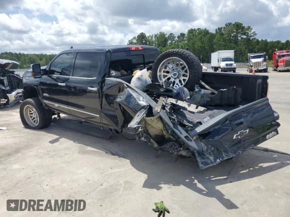 ✅ 2019 Chevrolet Silverado 2500HD High Country • VIN: 1GC1KUEY7KF277037 • Lot: 64945955. Listed on Copart with 71,249 mi. Free auction sales archive from the USA and detailed vehicle history report at DreamBid. Image 2.