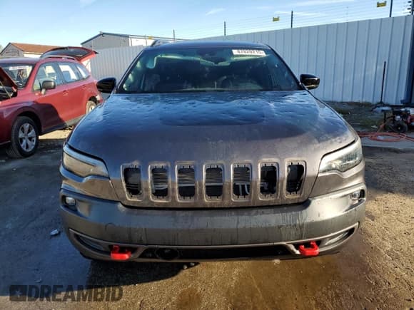 ✅ 2022 Jeep Cherokee Trailhawk • VIN: 1C4PJMBX8ND532139 • Lot: 87020215. Listed on Copart with 30,875 mi. Free auction sales archive from the USA and detailed vehicle history report at DreamBid. Image 5.