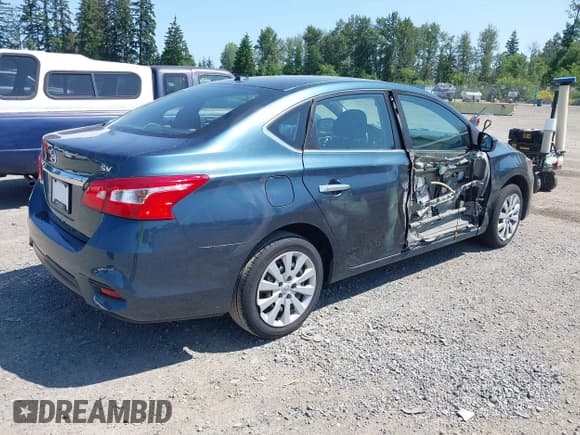 ✅ 2017 Nissan Sentra SR • VIN: 3N1AB7AP8HY366067 • Lot: 42391593. Listed on IAAI with 150,310 mi. Free auction sales archive from the USA and detailed vehicle history report at DreamBid. Image 4.