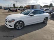 ✅ 2019 Mercedes-Benz C 300 • VIN: WDDWK8DB4KF792402 • Lot: 48070115. Wystawiony na Copart z przebiegiem 45 648 mil. Bezpłatny archiwum sprzedaży aukcyjnych z USA i szczegółowy raport historii pojazdu na DreamBid. Zdjęcie 1.