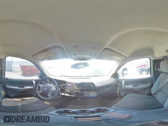 ✅ 2007 Chevrolet Silverado 2500HD 1LT • VIN: 1GCHK24K97E545034 • Lot: 63324805. Wystawiony na Copart z przebiegiem 222 458 mil. Bezpłatny archiwum sprzedaży aukcyjnych z USA i szczegółowy raport historii pojazdu na DreamBid. Zdjęcie 14.