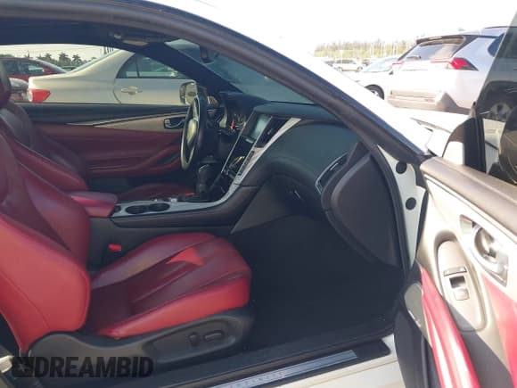 ✅ 2017 Infiniti Q60 Red Sport 400 • VIN: JN1FV7EK0HM611118 • Лот: 41759521. Опубликован ранее на IAAI с пробегом 85 905 миль. Бесплатный доступ к архиву аукционных продаж из США и подробный отчёт об истории автомобиля на DreamBid. Изображение 5.