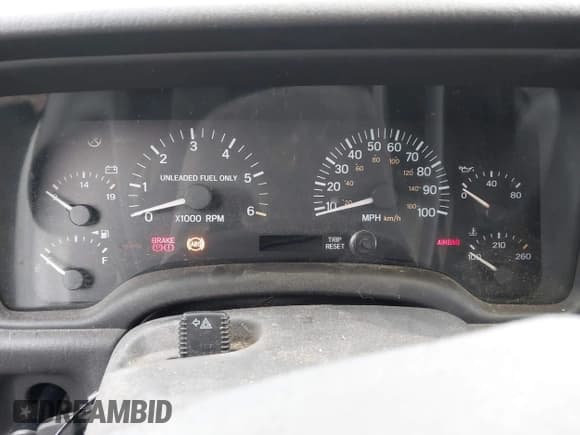 ✅ 1999 Jeep Cherokee Limited • VIN: 1J4FF78S7XL547745 • Lot: 41298694. Wystawiony na IAAI z przebiegiem Nie podano. Bezpłatny archiwum sprzedaży aukcyjnych z USA i szczegółowy raport historii pojazdu na DreamBid. Zdjęcie 7.