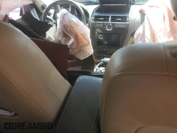 ✅ 2007 Mercury Milan Premier • VIN: 3MEHM08147R606706 • Lot: 61844155. Listed on Copart with Not provided. Free auction sales archive from the USA and detailed vehicle history report at DreamBid. Image 8.