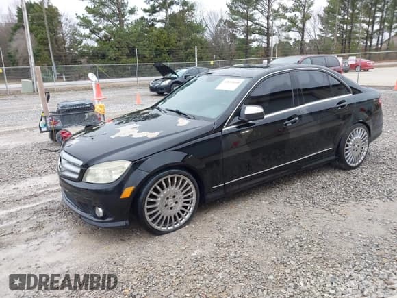 ✅ 2008 Mercedes-Benz C 300 Sport • VIN: WDDGF54X88F110195 • Lot: 43833610. Wystawiony na IAAI z przebiegiem 250 688 mil. Bezpłatny archiwum sprzedaży aukcyjnych z USA i szczegółowy raport historii pojazdu na DreamBid. Zdjęcie 2.