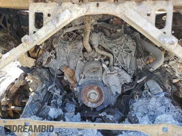 ✅ 2016 GMC Sierra 3500HD Denali • VIN: 1GT42YE83GF254916 • Lot: 62894615. Listed on Copart with Not provided. Free auction sales archive from the USA and detailed vehicle history report at DreamBid. Image 11.