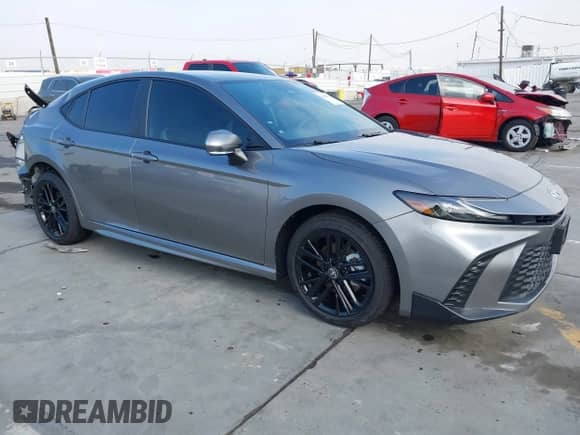 2025 Toyota Camry LE с VIN 4T1DAACK4SU624425, выставлен на аукционе IAAI как лот 43125539 с пробегом 2 489 миль миль и . История ставок и продаж доступна на DreamBid. Изображение 1.