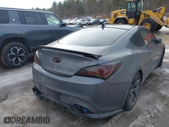 ✅ 2013 Hyundai Genesis Coupe R-Spec • VIN: KMHHT6KD2DU109633 • Lot: 41672407. Listed on IAAI with 105,191 mi. Free auction sales archive from the USA and detailed vehicle history report at DreamBid. Image 16.