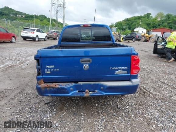 ✅ 2010 Dodge Dakota Bighorn/Lonestar • VIN: 1D7CW3GPXAS116883 • Lot: 42329654. Wystawiony na IAAI z przebiegiem 90 057 mil. Bezpłatny archiwum sprzedaży aukcyjnych z USA i szczegółowy raport historii pojazdu na DreamBid. Zdjęcie 16.