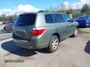✅ 2010 Toyota Highlander • VIN: 5TDBK3EH2AS021708 • Лот: 43734788. Опубликован ранее на IAAI с пробегом 167 595 миль. Бесплатный доступ к архиву аукционных продаж из США и подробный отчёт об истории автомобиля на DreamBid. Изображение 4.