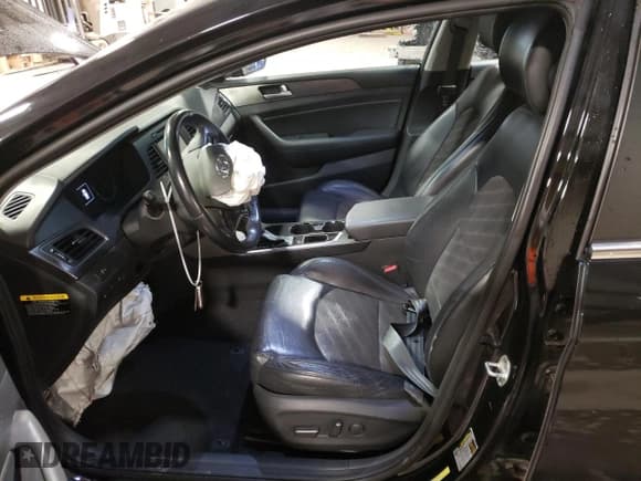 ✅ 2017 Hyundai Sonata Sport • VIN: 5NPE34AF9HH467715 • Лот: 70413382. Опубликован ранее на Copart с пробегом 62 808 миль. Бесплатный доступ к архиву аукционных продаж из США и подробный отчёт об истории автомобиля на DreamBid. Изображение 7.