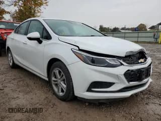 ✅ 2017 Chevrolet Cruze LT • VIN: 1G1BE5SM4H7135999 • Lot: 62504242. Wystawiony na Copart z przebiegiem 95 450 mil. Bezpłatny archiwum sprzedaży aukcyjnych z USA i szczegółowy raport historii pojazdu na DreamBid. Zdjęcie 1.