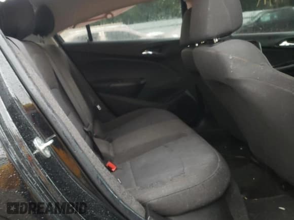 ✅ 2018 Chevrolet Cruze LS • VIN: 1G1BC5SM2J7235479 • Lot: 50653202. Listed on Copart with 90,188 mi. Free auction sales archive from the USA and detailed vehicle history report at DreamBid. Image 6.