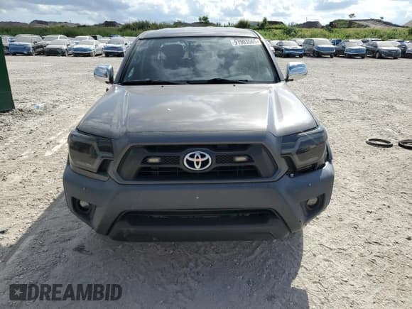 ✅ 2013 Toyota Tacoma • VIN: 5TFJX4CN8DX022906 • Lot: 91903565. Listed on Copart with 340,510 mi. Free auction sales archive from the USA and detailed vehicle history report at DreamBid. Image 5.