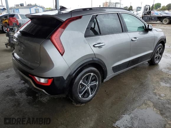 ✅ 2024 Kia Niro SX • VIN: KNDCT3LE9R5146099 • Lot: 49349095. Listed on Copart with 22,534 mi. Free auction sales archive from the USA and detailed vehicle history report at DreamBid. Image 3.