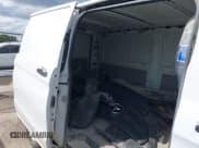 ✅ 2019 Mercedes-Benz Metris Cargo • VIN: WD3PG3EA3K3533680 • Lot: 42082740. Wystawiony na IAAI z przebiegiem 281 440 mil. Bezpłatny archiwum sprzedaży aukcyjnych z USA i szczegółowy raport historii pojazdu na DreamBid. Zdjęcie 8.