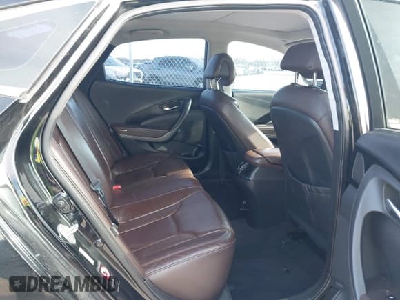 ✅ 2014 Hyundai Azera Limited • VIN: KMHFH4JG7EA353094 • Lot: 41043222. Listed on IAAI with 184,924 mi. Free auction sales archive from the USA and detailed vehicle history report at DreamBid. Image 8.