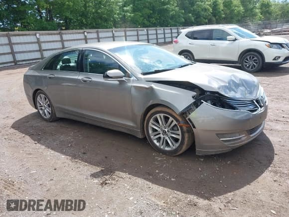 ✅ 2016 Lincoln MKZ Hybrid • VIN: 3LN6L2LU4GR630976 • Lot: 42160730. Wystawiony na IAAI z przebiegiem 244 723 mil. Bezpłatny archiwum sprzedaży aukcyjnych z USA i szczegółowy raport historii pojazdu na DreamBid. Zdjęcie 1.