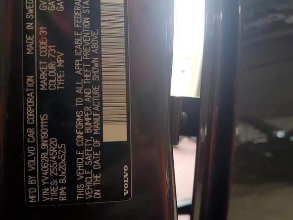 ✅ 2022 Volvo XC60 Inscription • VIN: YV4062RL9N1901115 • Лот: 60853935. Опубликован ранее на Copart с пробегом 18 854 миль. Бесплатный доступ к архиву аукционных продаж из США и подробный отчёт об истории автомобиля на DreamBid. Изображение 14.