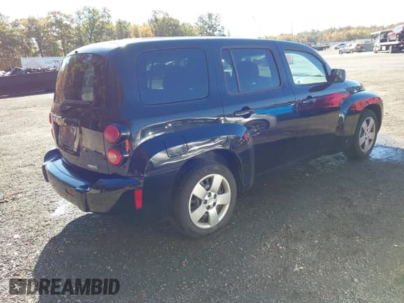 ✅ 2010 Chevrolet HHR LS • VIN: 3GNBAADB2AS513730 • Lot: 43467069. Listed on IAAI with 155,631 mi. Free auction sales archive from the USA and detailed vehicle history report at DreamBid. Image 4.