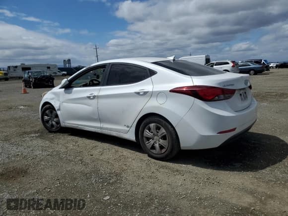 ✅ 2016 Hyundai Elantra SE • VIN: 5NPDH4AE3GH709594 • Lot: 56709415. Listed on Copart with 153,353 mi. Free auction sales archive from the USA and detailed vehicle history report at DreamBid. Image 2.