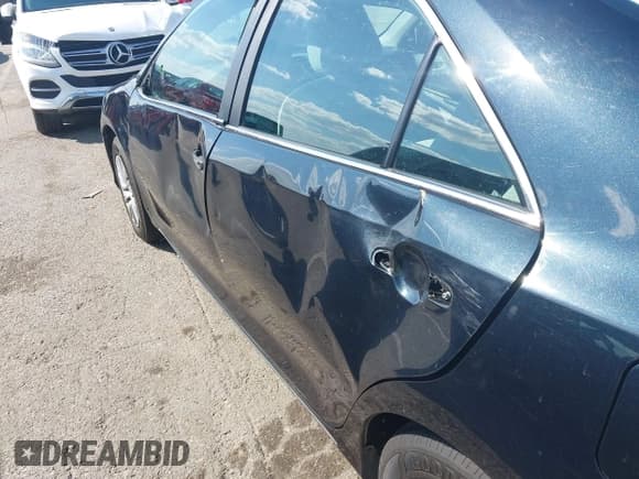 ✅ 2012 Toyota Camry LE • VIN: 4T4BF1FK8CR163399 • Lot: 43317755. Wystawiony na IAAI z przebiegiem 135 531 mil. Bezpłatny archiwum sprzedaży aukcyjnych z USA i szczegółowy raport historii pojazdu na DreamBid. Zdjęcie 18.