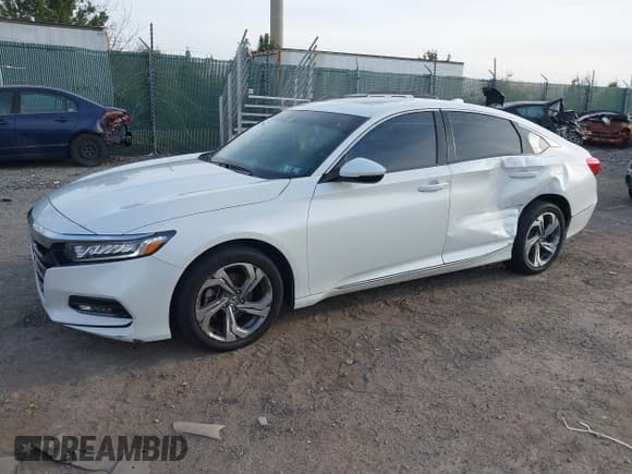 ✅ 2020 Honda Accord EX-L • VIN: 1HGCV1F52LA118896 • Lot: 43656061. Listed on IAAI with 19,049 mi. Free auction sales archive from the USA and detailed vehicle history report at DreamBid. Image 2.