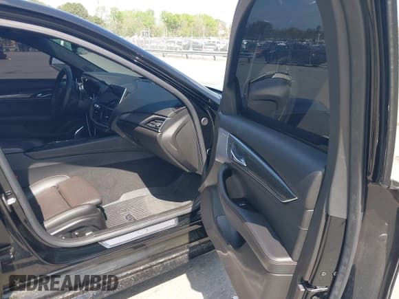 ✅ 2021 Cadillac CT5 Sport • VIN: 1G6DP5RK7M0147794 • Lot: 41951168. Wystawiony na IAAI z przebiegiem 72 846 mil. Bezpłatny archiwum sprzedaży aukcyjnych z USA i szczegółowy raport historii pojazdu na DreamBid. Zdjęcie 5.