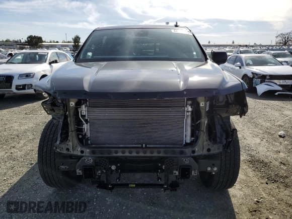 ✅ 2024 GMC Yukon SLT • VIN: 1GKS2BKD8RR272274 • Lot: 44566235. Wystawiony na Copart z przebiegiem 9 889 mil. Bezpłatny archiwum sprzedaży aukcyjnych z USA i szczegółowy raport historii pojazdu na DreamBid. Zdjęcie 5.