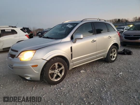 ✅ 2014 Chevrolet Captiva Sport LT • VIN: 3GNAL3EK5ES588329 • Лот: 91988315. Опубликован ранее на Copart с пробегом 173 013 миль. Бесплатный доступ к архиву аукционных продаж из США и подробный отчёт об истории автомобиля на DreamBid. Изображение 1.