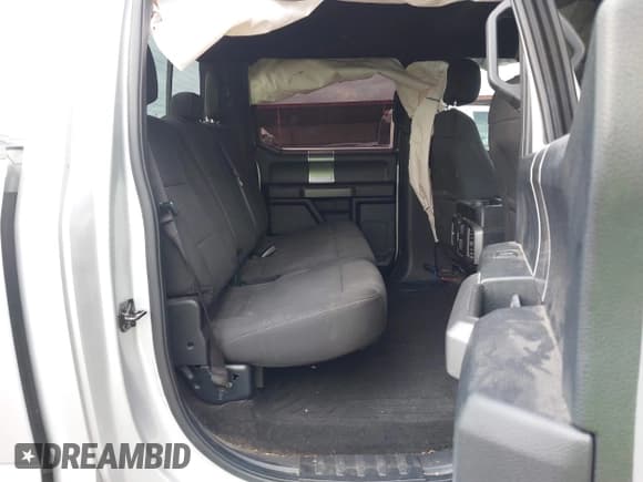 ✅ 2015 Ford F-150 XLT • VIN: 1FTEW1CF6FKD65774 • Lot: 43599399. Listed on IAAI with 124,607 mi. Free auction sales archive from the USA and detailed vehicle history report at DreamBid. Image 8.