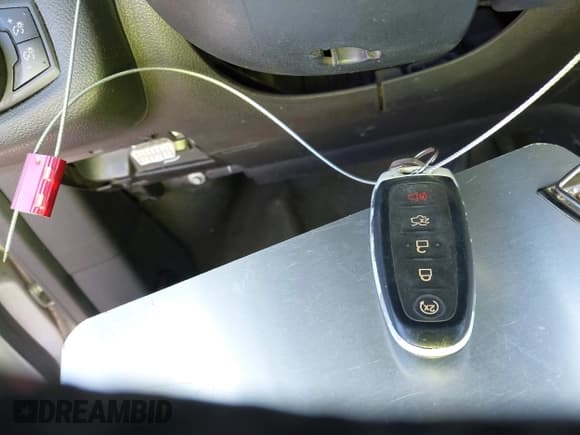 ✅ 2014 Ford C-Max SEL • VIN: 1FADP5CU5EL512308 • Lot: 43486655. Listed on IAAI with Not provided. Free auction sales archive from the USA and detailed vehicle history report at DreamBid. Image 11.