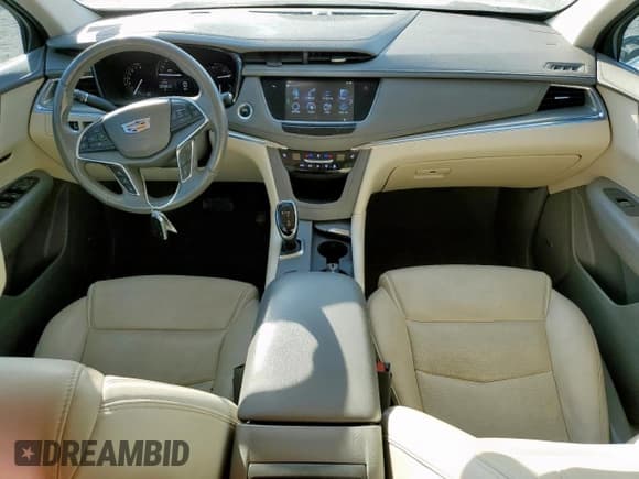 ✅ 2019 Cadillac XT5 Luxury FWD • VIN: 1GYKNCRS0KZ118929 • Лот: 82487605. Опубликован ранее на Copart с пробегом 117 234 миль. Бесплатный доступ к архиву аукционных продаж из США и подробный отчёт об истории автомобиля на DreamBid. Изображение 8.