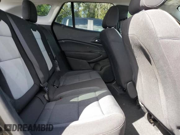 2024 Chevrolet Trax LS with VIN KL77LFE29RC244788, listed as a Copart auction lot 86167595 with 14,412 mi miles and Clean title. Bid and sale history available at DreamBid. Image 11.