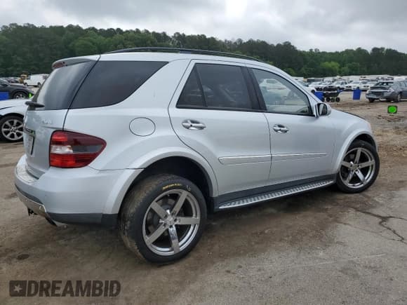 ✅ 2008 Mercedes-Benz M 320 CDI • VIN: 4JGBB22E88A335502 • Lot: 55051945. Wystawiony na Copart z przebiegiem 154 223 mil. Bezpłatny archiwum sprzedaży aukcyjnych z USA i szczegółowy raport historii pojazdu na DreamBid. Zdjęcie 3.