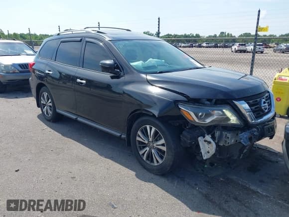 ✅ 2017 Nissan Pathfinder SV • VIN: 5N1DR2MNXHC649187 • Лот: 42647295. Опубликован ранее на IAAI с пробегом 161 038 миль. Бесплатный доступ к архиву аукционных продаж из США и подробный отчёт об истории автомобиля на DreamBid. Изображение 1.